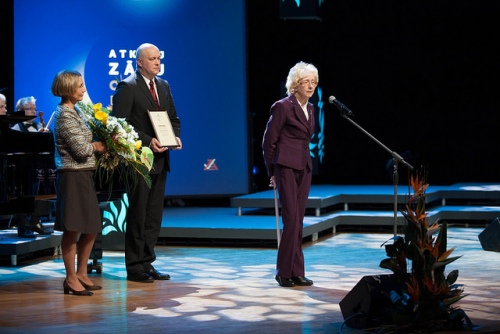 Annual Award in Medicine 2013